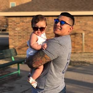 Meet your Posher, Cesar